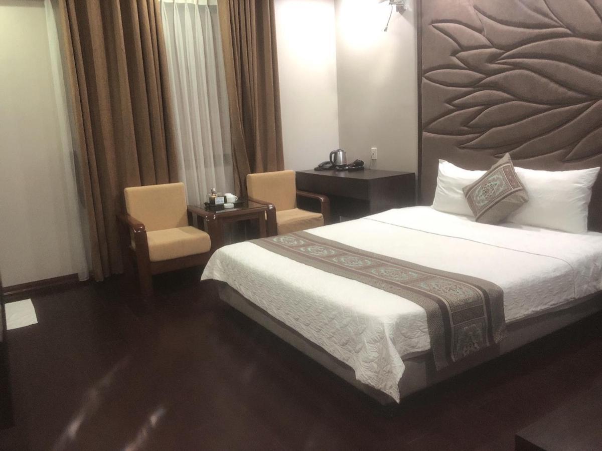 Holiday Hotel Hai Phong Bagian luar foto