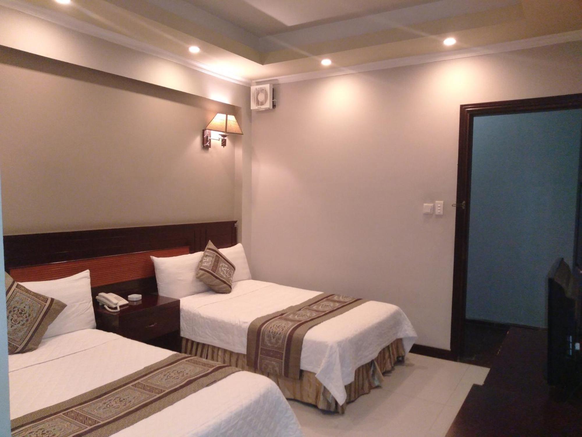 Holiday Hotel Hai Phong Bagian luar foto