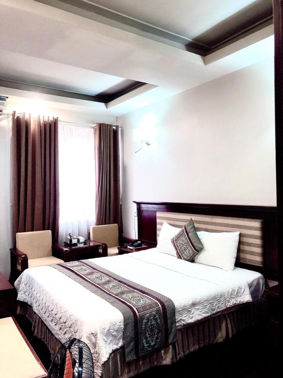 Holiday Hotel Hai Phong Bagian luar foto