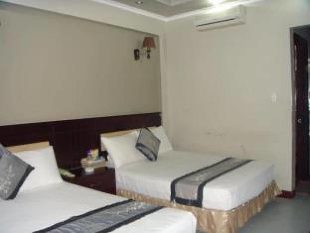 Holiday Hotel Hai Phong Bagian luar foto